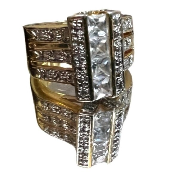 Diamond Embellished Baguette Gold Ring Sz 10 Womens Cubic Zirconia Gorgeous Dazz - Picture 1 of 9